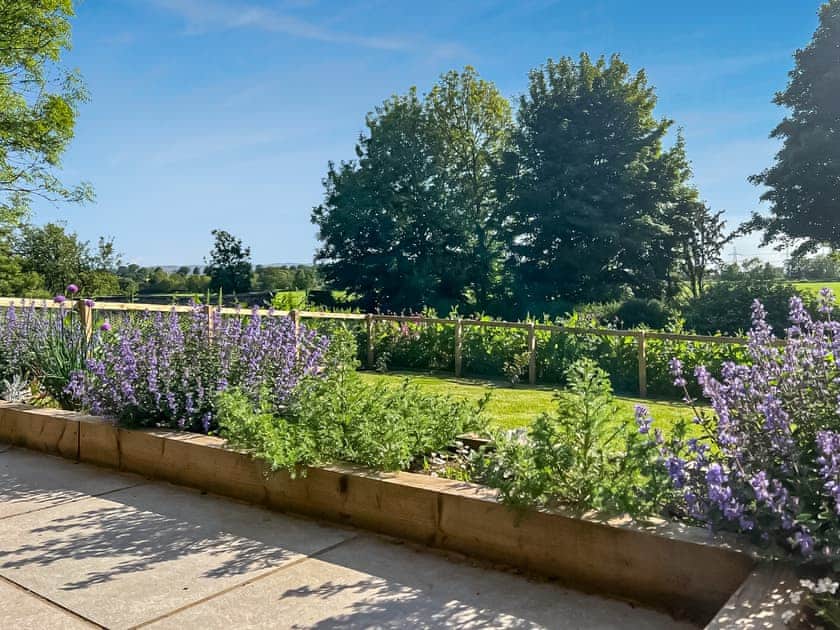 Patio | Kingfisher Cottage - Strathisla Farm Cottages, Meigle