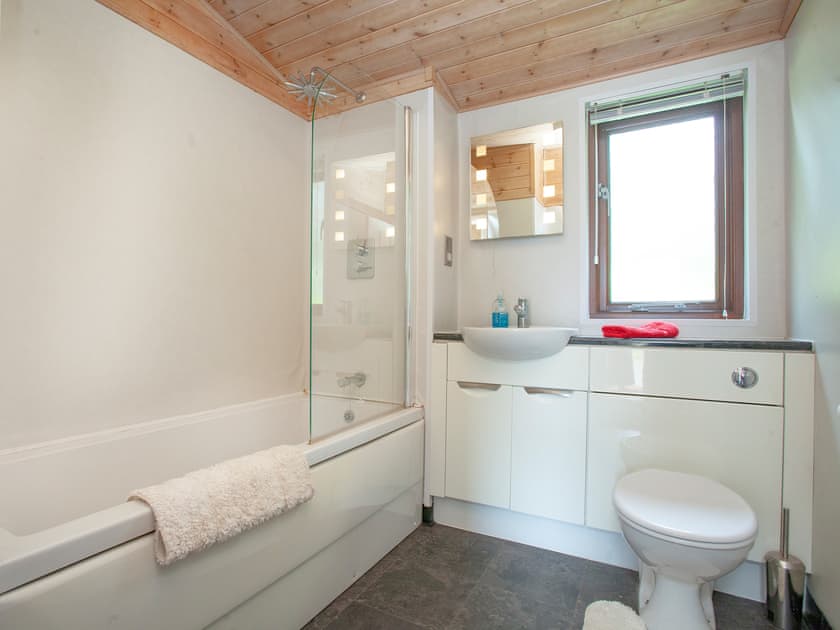 Bathroom | Log Cabin - East Hill Pride Farm, Harpford, near Sidmouth