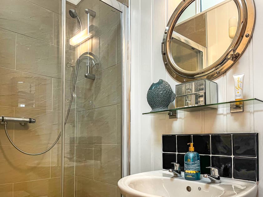 Shower room | Lane End, Wirksworth