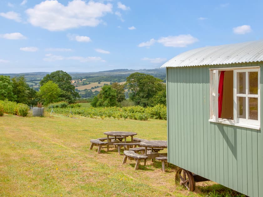 Exterior | Shepherd’s Hut - East Hill Pride Farm, Harpford, near Sidmouth