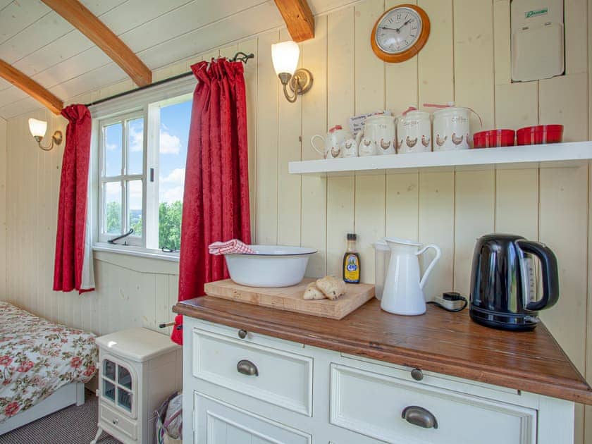 Living area | Shepherd’s Hut - East Hill Pride Farm, Harpford, near Sidmouth