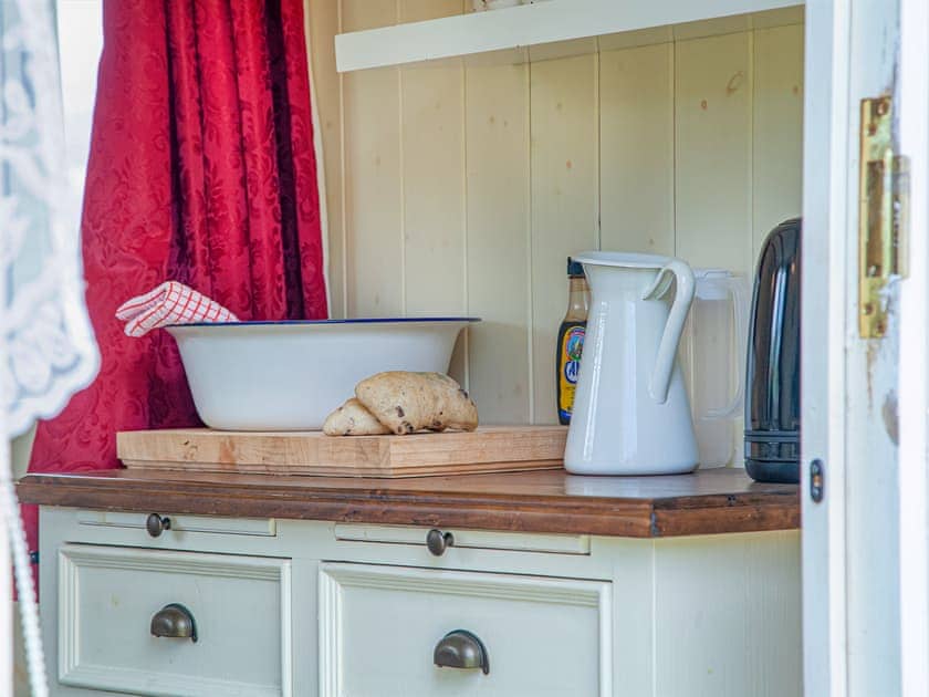 Living area | Shepherd’s Hut - East Hill Pride Farm, Harpford, near Sidmouth
