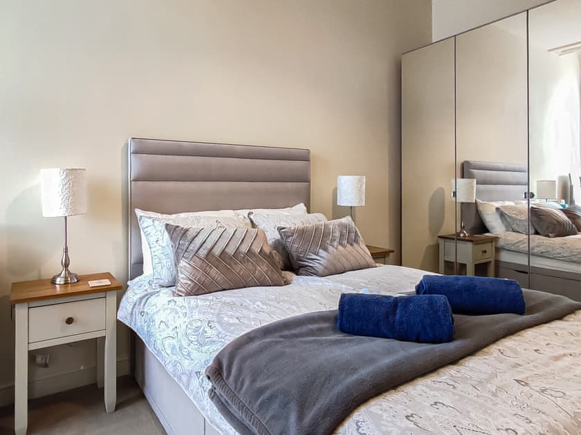 Double bedroom | Springhill Court, Bewdley