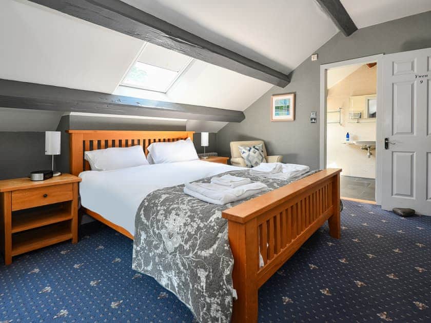 Double bedroom | Plas Bodegroes, Pwllheli