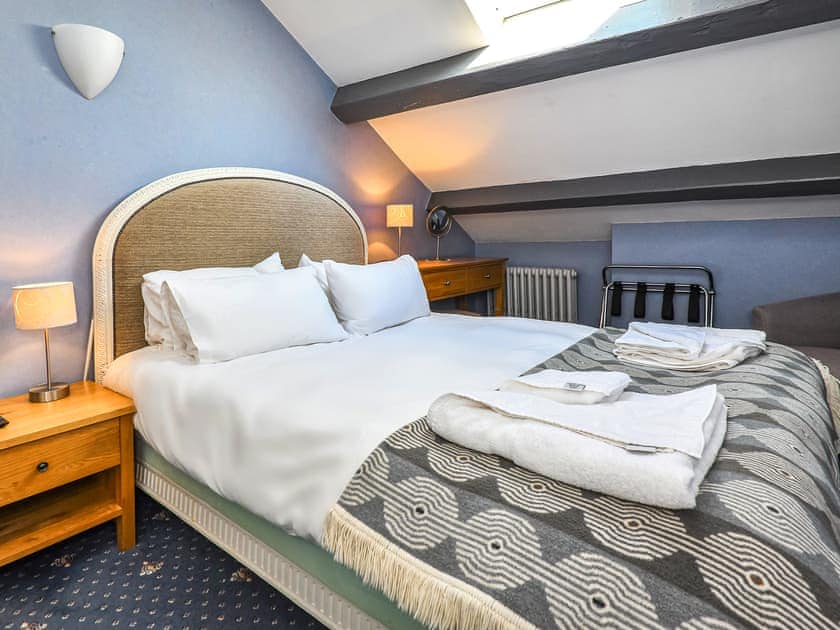 Double bedroom | Plas Bodegroes, Pwllheli