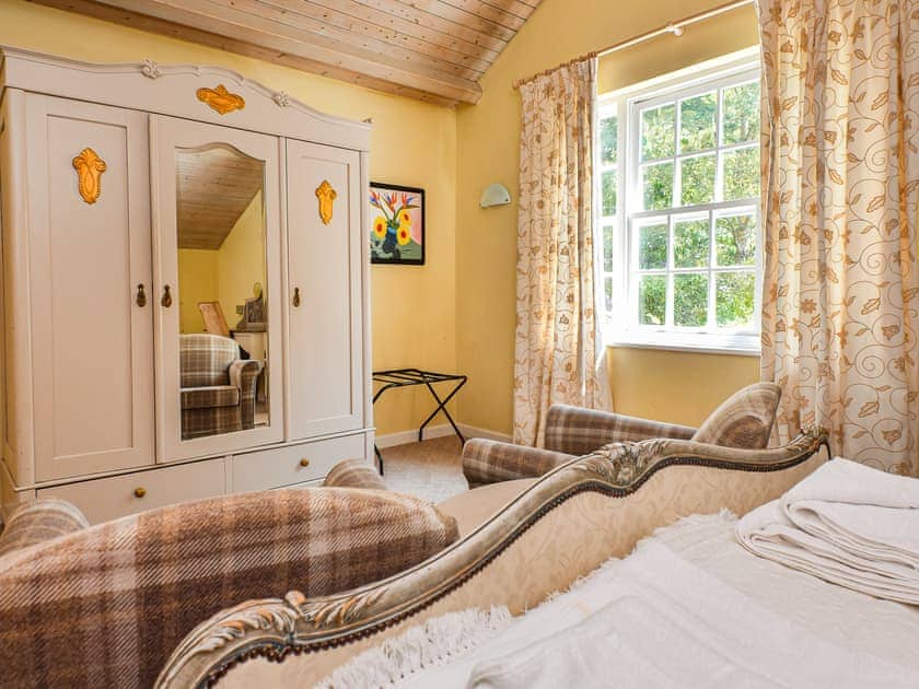 Double bedroom | Plas Bodegroes, Pwllheli