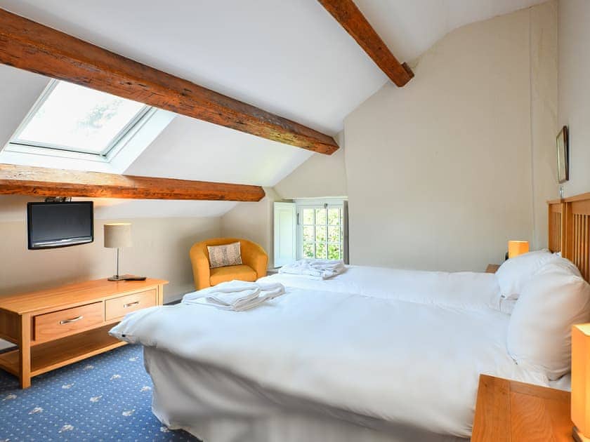 Double bedroom | Plas Bodegroes, Pwllheli