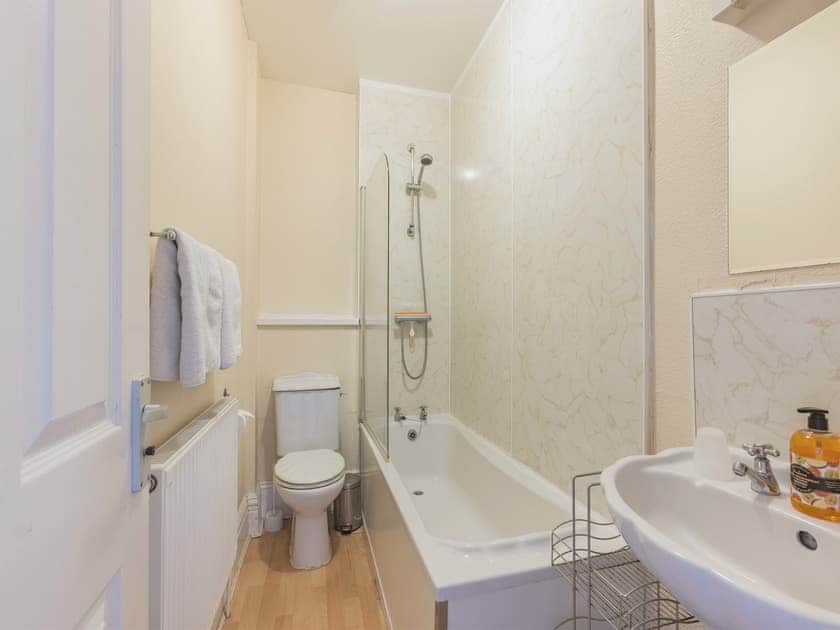 Bathroom | Seascape, Exmouth