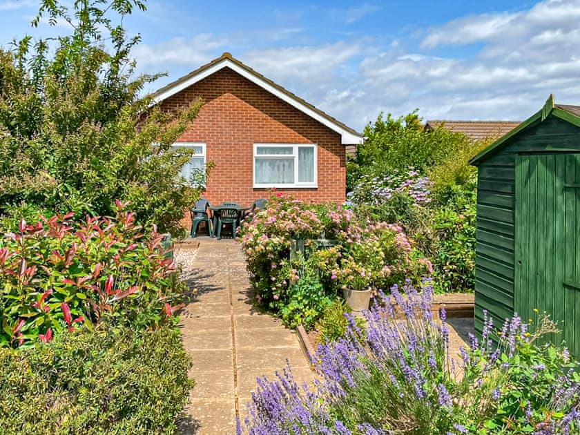 Garden | Rest-A-While, Freshwater
