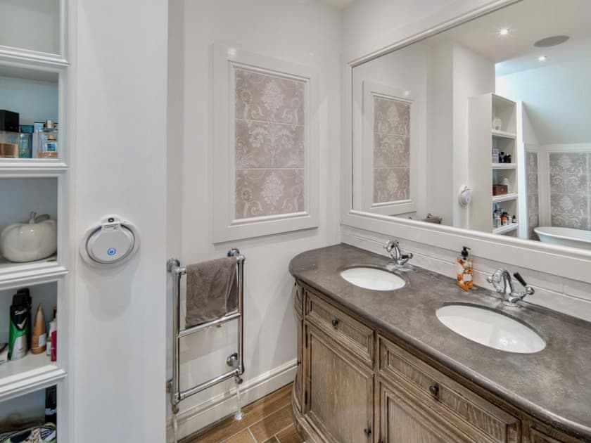 Bathroom | Hampton House, Bembridge