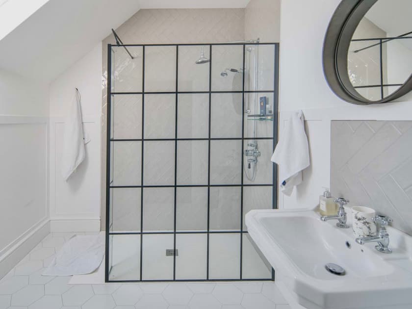 Bathroom | Hampton House, Bembridge