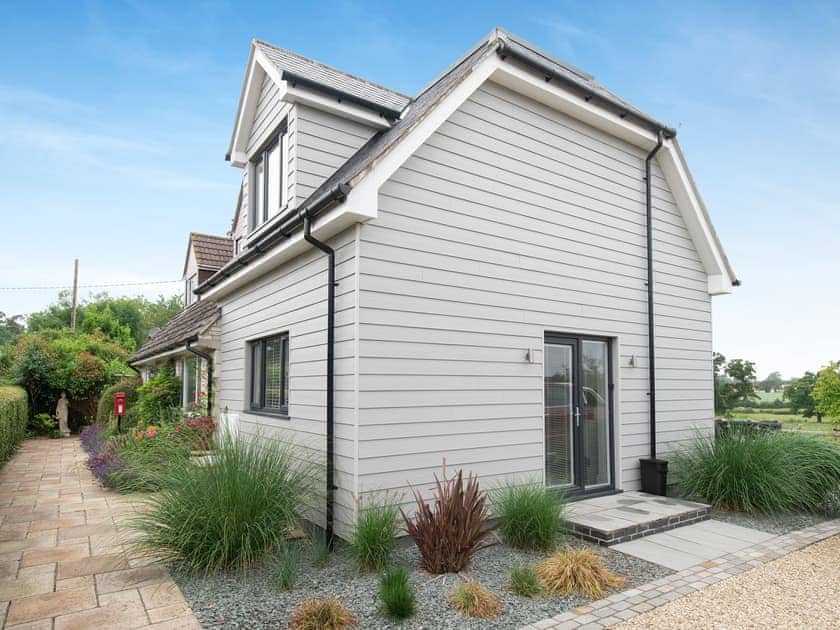 Exterior | Magpies, Melbury Osmond
