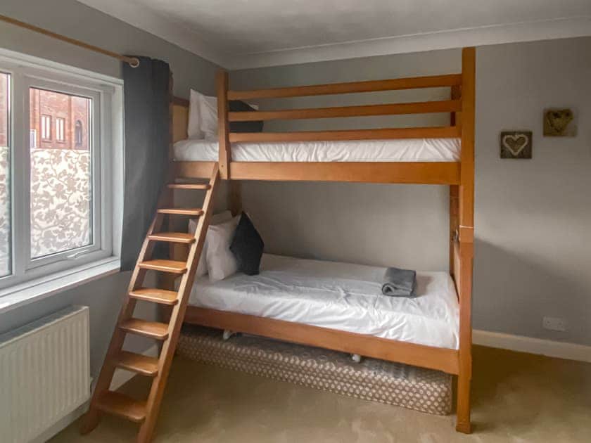 Bunk bedroom | Sea View Cottage, Rhos on Sea