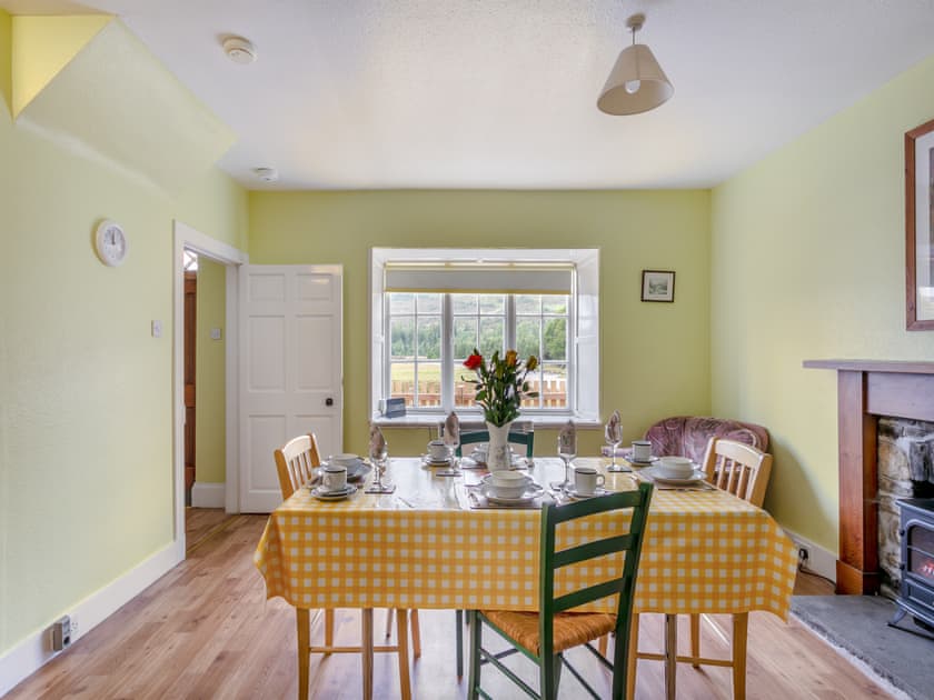Dining room | Meall Darroch, Braemar