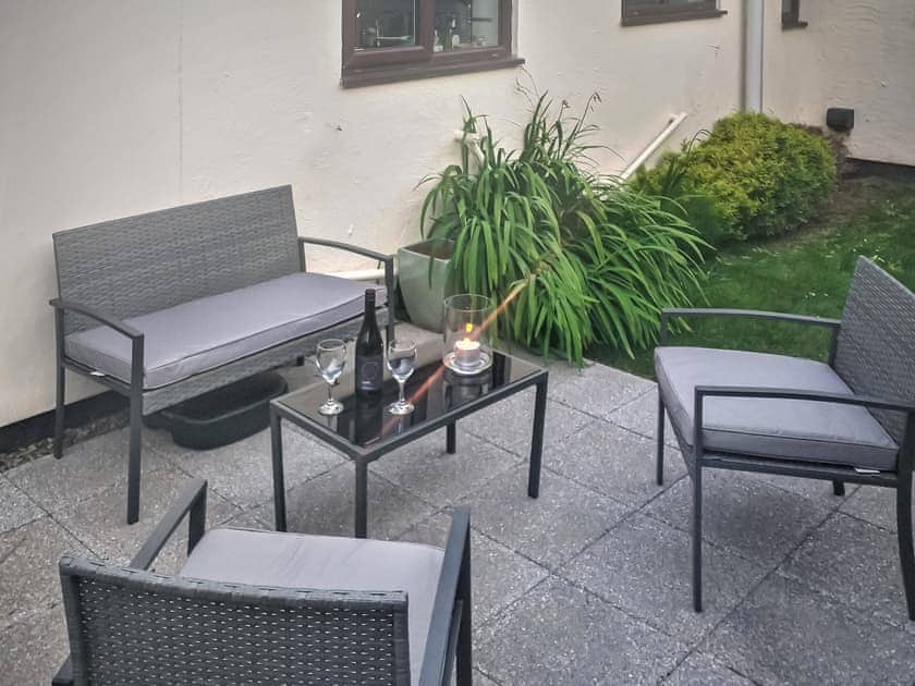 Sitting-out-area | Chynoweth, St Merryn, near Padstow