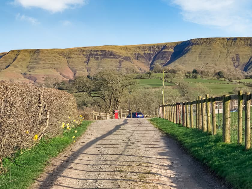 Surrounding area | Angel Cottage, Brecon