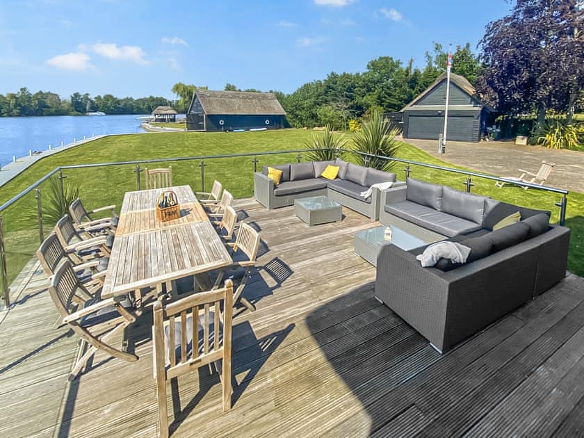 Sitting-out-area | Broad View, South Walsham