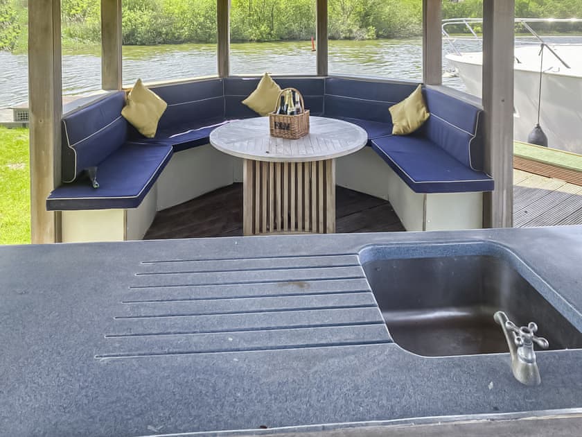 Summerhouse | Broad View, South Walsham