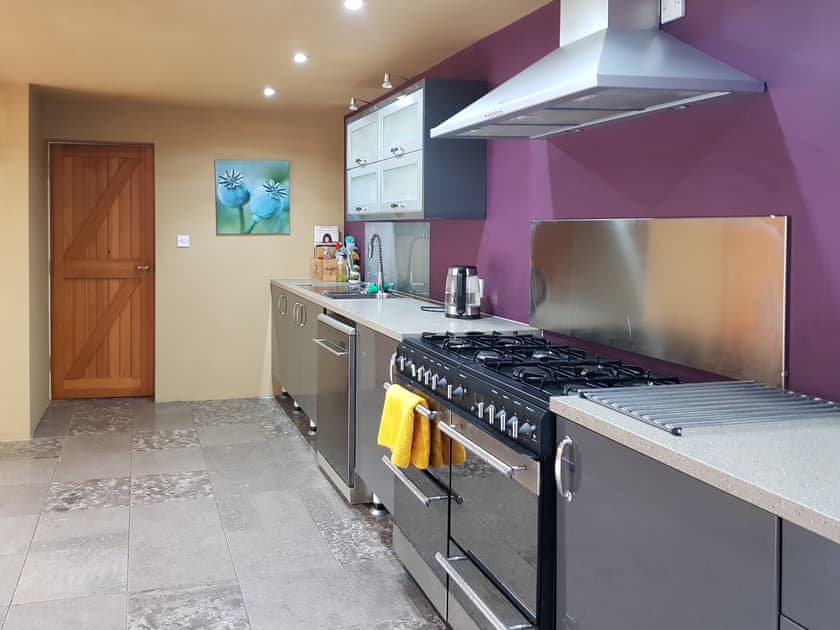 Kitchen | Coach House, Ashford-in-the-Water, near Bakewell