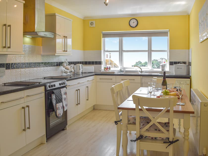 Kitchen/diner | Seaview Cottage - Amroth Cottages, Amroth, near Saundersfoot