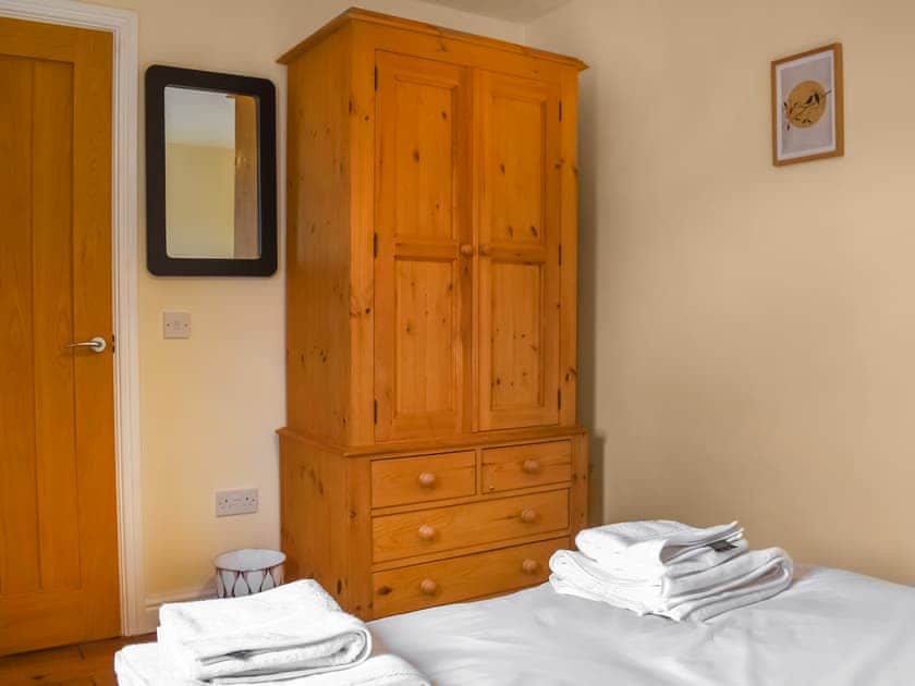 Double bedroom | Swift Cottage, Chilton Polden, near Glastonbury