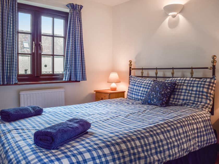 Double bedroom | Honeysuckle Cottage, Mickleton