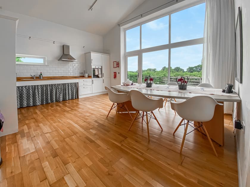 Kitchen/diner | Yew Tree Barn, Near Usk