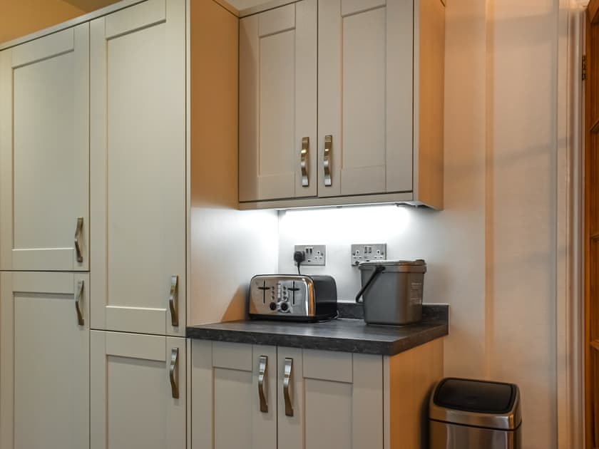 Kitchen | Trethvor, Perranporth