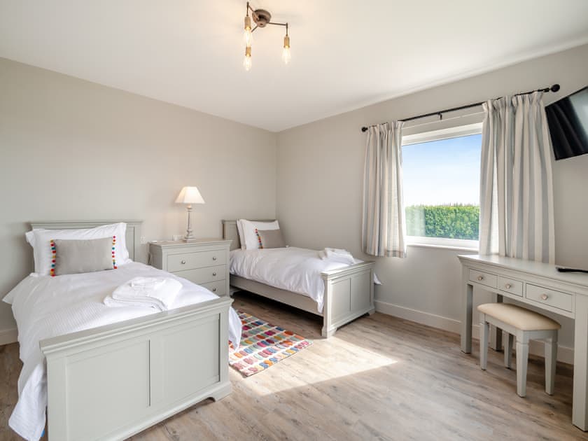 Twin bedroom | Manor Farm Cottage, Appleton Wiske, near Northallerton