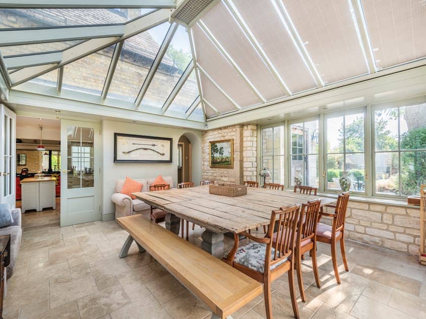 Dining room | The Glebe - Mayfield Retreats, Burton Pedwardine, near Sleaford
