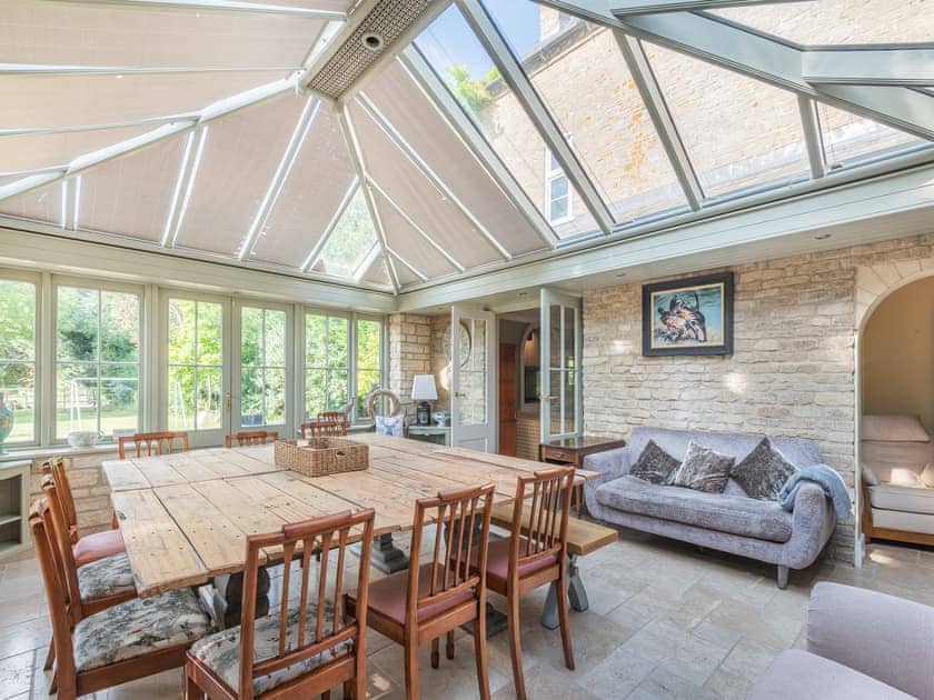Dining room | The Glebe - Mayfield Retreats, Burton Pedwardine, near Sleaford
