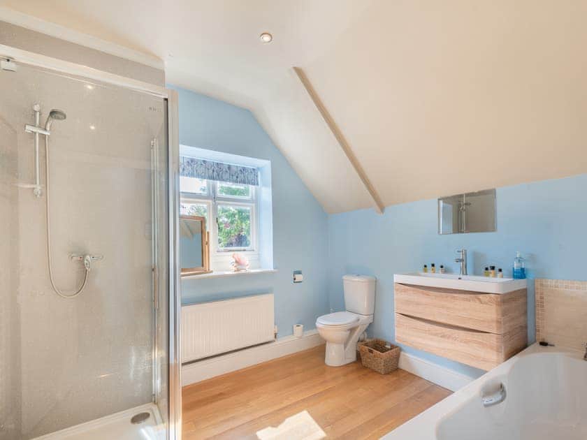 Bathroom | The Glebe - Mayfield Retreats, Burton Pedwardine, near Sleaford