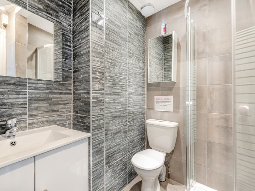 Shower room | Still Waters, Fareham