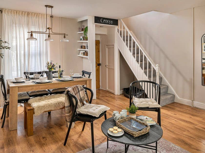 Dining Area | Bwthyn Llechi (Slate Cottage), Blaenau Ffestiniog