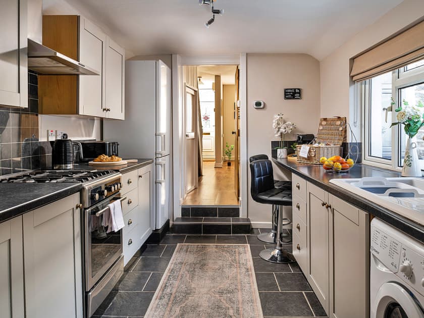 Kitchen | Bwthyn Llechi (Slate Cottage), Blaenau Ffestiniog