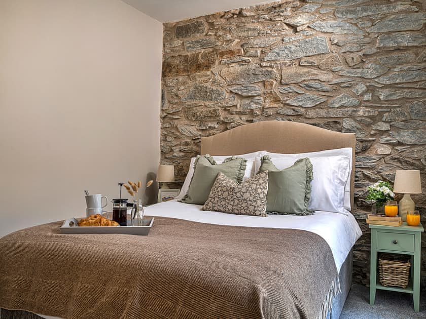 Double bedroom | Bwthyn Llechi (Slate Cottage), Blaenau Ffestiniog