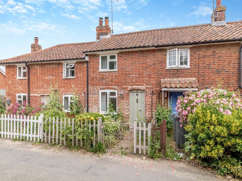 Exterior | Heartwarming Cottage - Heart Cottages, Wickham Market