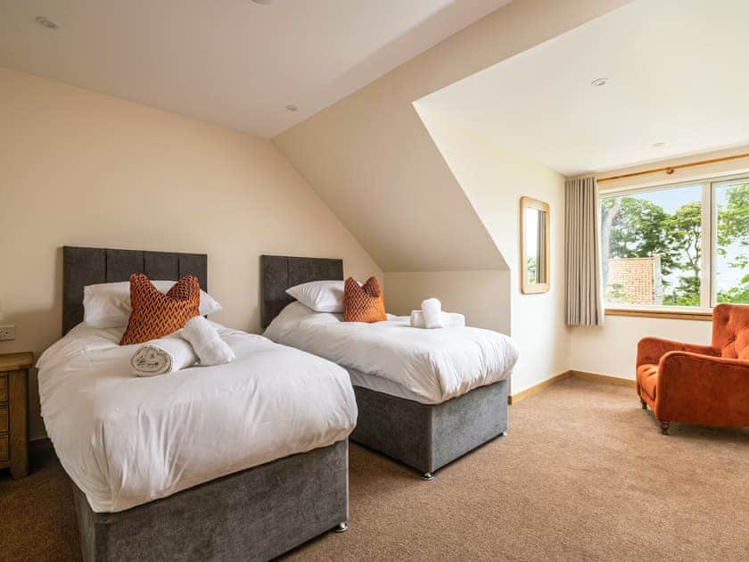 Twin bedroom | Selkirk Lodge - Homelands, Lundin Links