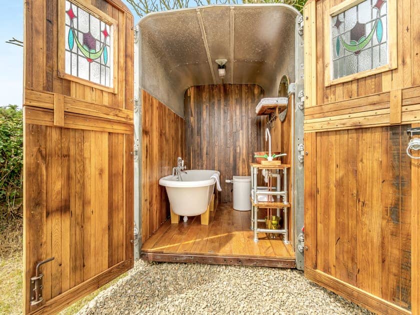 Bathroom | Dennis, Llanwnda, near Goodwick