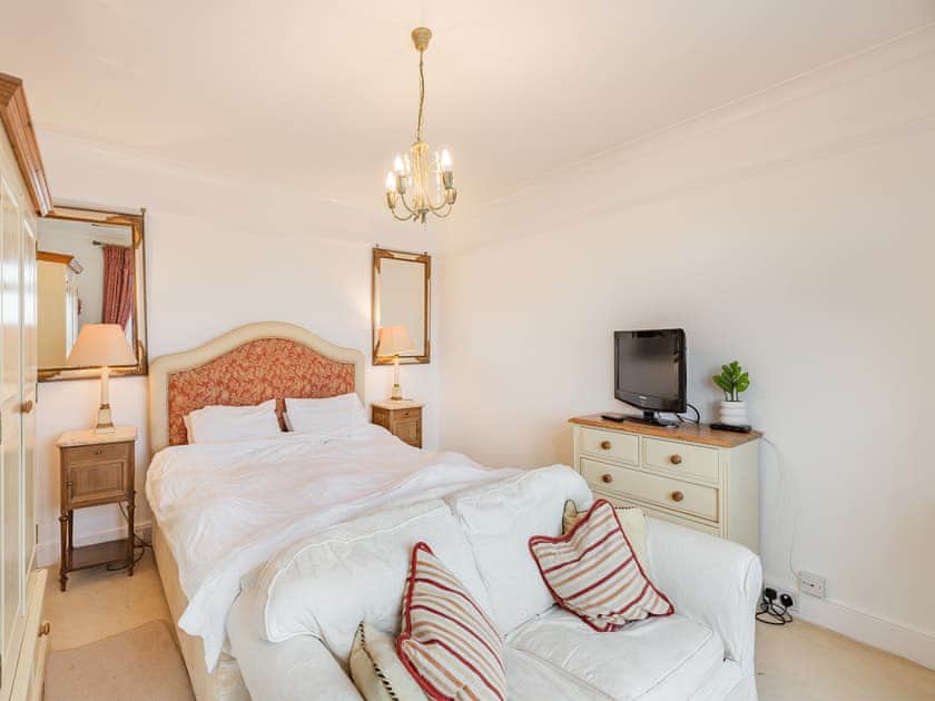 Double bedroom | The Cottage, St Margarets Bay, Dover