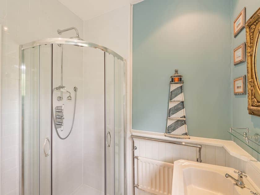 Bathroom | The Cottage, St Margarets Bay, Dover
