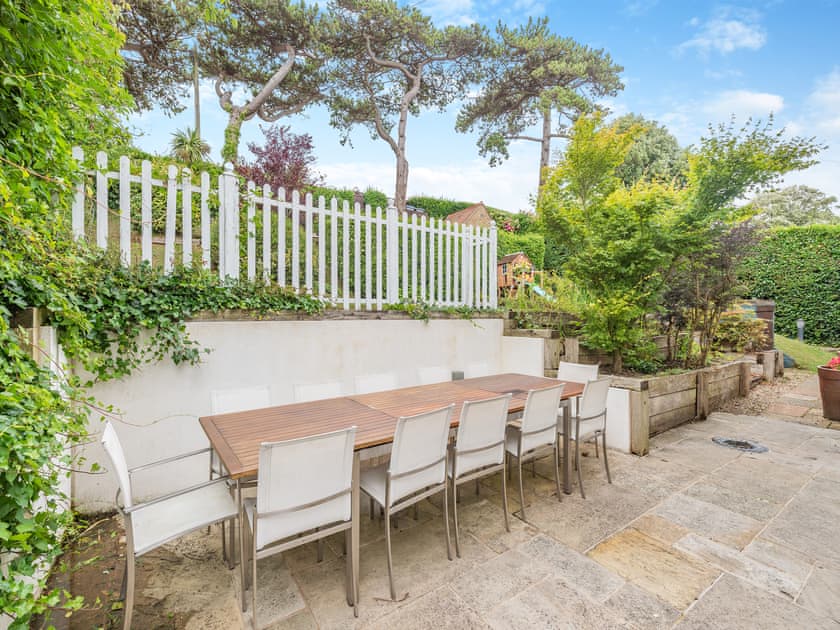 Sitting-out-area | The Cottage, St Margarets Bay, Dover