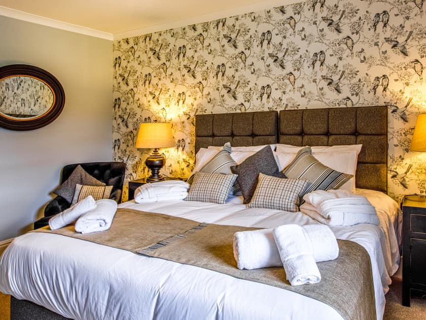 Double bedroom | Ballogie House, Aboyne