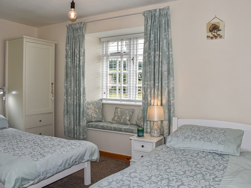 Twin bedroom | 1 The Old Corn Mill, Thoralby, near Leyburn