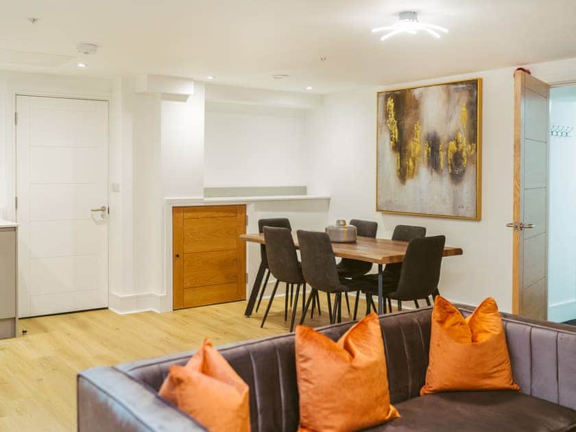 Dining Area | Apartment 2 - York Riverside Apartments, York