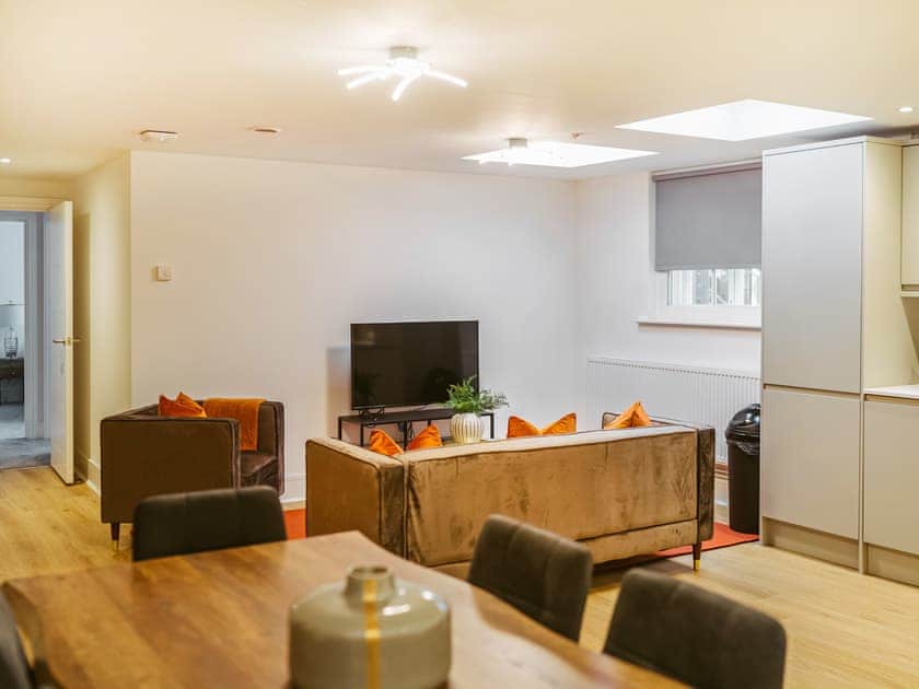 Dining Area | Apartment 2 - York Riverside Apartments, York