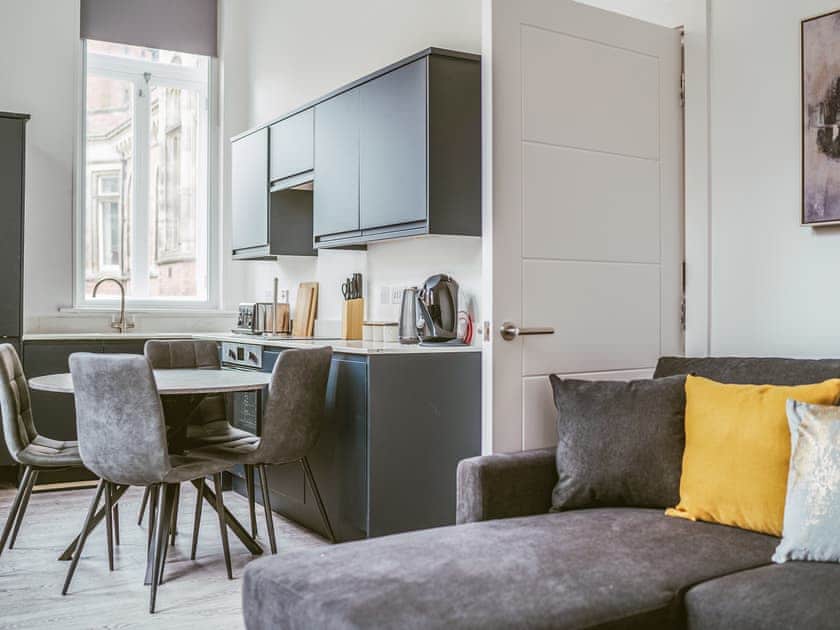 Kitchen/diner | Apartment 4 - York Riverside Apartments, York