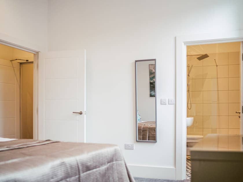Double bedroom | Apartment 8 - York Riverside Apartments, York