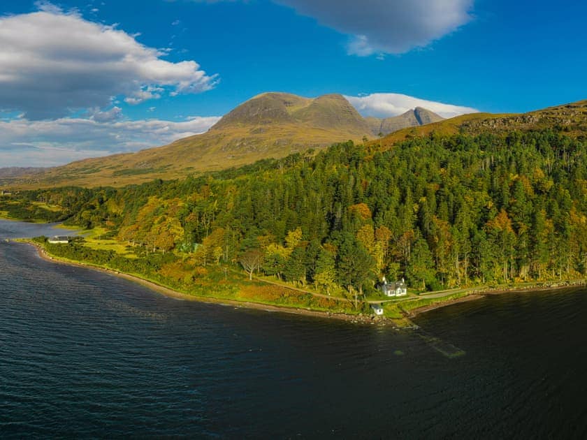 Exterior | Lochside Cottage - Torridon Estate, Torridon