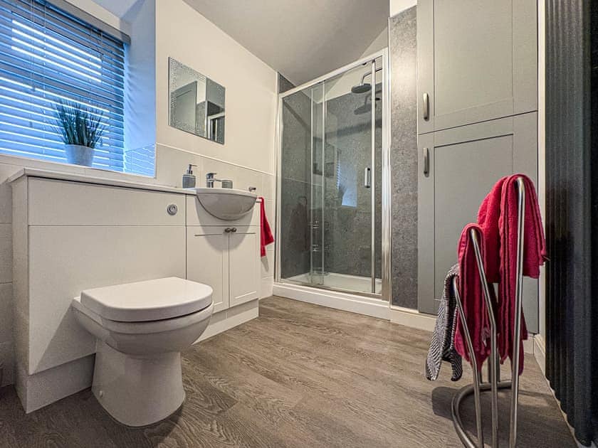 Shower room | Pen Y Bont, Rhuddlan